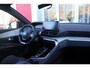 Peugeot 3008 1.2 Hybrid 136PK GT | 360° CAMERA | NAVIGATIE | ADAPTIVE CRUISE CONTROL | APPLE CARPLAY/ANDROID AUTO | CLIMATE CONTROL | 18" LICHTMETALEN VELGEN | DODEHOEK DETECTIE | KEYLESS ENTRY/START | FULL LED KOPLAMPEN | PARKEERSENSOREN VOOR EN ACHTER | DAB+ RADIO | LANE ASSIST |