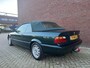 BMW 3-Serie Cabrio 318i Executive, Beige leder, Airconditiong, Electrische kap, Stoelverwarming, 3e eig, boekjes aanwezig