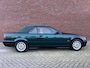 BMW 3-Serie Cabrio 318i Executive, Beige leder, Airconditiong, Electrische kap, Stoelverwarming, 3e eig, boekjes aanwezig