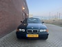 BMW 3-Serie Cabrio 318i Executive, Beige leder, Airconditiong, Electrische kap, Stoelverwarming, 3e eig, boekjes aanwezig