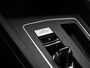 Volkswagen Golf Variant 1.5 eTSI Life Edition | Automaat | Apple carplay | Adaptieve cruise control | Climate control | Parkeersensoren | Achteruitrij Camera | Elektrische achterklep |