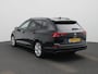 Volkswagen Golf Variant 1.5 eTSI Life Edition | Automaat | Apple carplay | Adaptieve cruise control | Climate control | Parkeersensoren | Achteruitrij Camera | Elektrische achterklep |