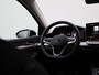 Volkswagen Golf Variant 1.5 eTSI Life Edition | Automaat | Apple carplay | Adaptieve cruise control | Climate control | Parkeersensoren | Achteruitrij Camera | Elektrische achterklep |