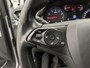 Opel Crossland X SUV 120 Jaar Edition 110 pk | Navigatie via Apple Carplay/Android Auto | Achteruitrijcamera | Parkeersensoren Voor en Achter | LED Dagrijverlichting | Start/Stop Systeem | Climate Control | Cruise Control | 16" Lichtmetalen Velgen |