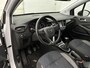 Opel Crossland X SUV 120 Jaar Edition 110 pk | Navigatie via Apple Carplay/Android Auto | Achteruitrijcamera | Parkeersensoren Voor en Achter | LED Dagrijverlichting | Start/Stop Systeem | Climate Control | Cruise Control | 16" Lichtmetalen Velgen |