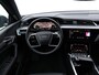 Audi Q8 e-tron 50 quattro 95 kWh 340pk | 22" Velgen | Leder | Stoelverwarming | Navi | Apple Carplay