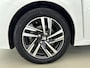 Peugeot 208 1.2 100 pk Allure Pack | Camera | Carplay | Stoelverwarming | Keyless Entry