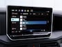 Volkswagen Crafter Bedrijfswagens 2.0 TDI L4H3 140PK Trendline | 3,99% FL Actie | Nieuw model | Airco | Cruise Control | Navi via App-connect | Camera | Bijrijdersbank | Trekhaak |