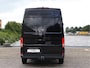 Volkswagen Crafter Bedrijfswagens 2.0 TDI L4H3 140PK Trendline | 3,99% FL Actie | Nieuw model | Airco | Cruise Control | Navi via App-connect | Camera | Bijrijdersbank | Trekhaak |