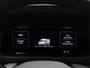 Volkswagen Crafter Bedrijfswagens 2.0 TDI L4H3 140PK Trendline | 3,99% FL Actie | Nieuw model | Airco | Cruise Control | Navi via App-connect | Camera | Bijrijdersbank | Trekhaak |