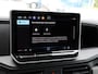 Volkswagen Crafter Bedrijfswagens 2.0 TDI L4H3 140PK Trendline | 3,99% FL Actie | Nieuw model | Airco | Cruise Control | Navi via App-connect | Camera | Bijrijdersbank | Trekhaak |