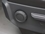 Volkswagen Crafter Bedrijfswagens 2.0 TDI L3H3 140PK Trendline | 3,99% FL Actie | Nieuw model | Airco | Cruise control | 2 Stoelen | Navigatie via app-connect |