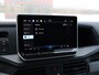 Volkswagen Crafter Bedrijfswagens 2.0 TDI L3H3 140PK Automaat Exclusive | 3,99% FL Actie | Nieuw model | ACC | Digital cockpit | LED | Trekhaak | Alarm | 17" Lmv |