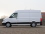 Volkswagen Crafter Bedrijfswagens 2.0 TDI L3H3 140PK Automaat Exclusive | 3,99% FL Actie | Nieuw model | ACC | Digital cockpit | LED | Trekhaak | Alarm | 17" Lmv |
