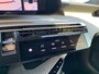 Peugeot E-3008 Allure Avantage 73 kWh | Navigatie | Draadloze telefoonoplader | Achteruitrijcamera | Climate control