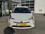 Toyota Prius 1.8 Executive | Navigatie | Leder | Achteruitrijcamera | Draadlo