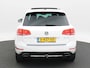 Volkswagen Touareg 3.0 TDi 262 Pk Automaat R-Line | Adaptive Cruise | Navigatie | Bluetooth | Stoelverwarming | Panoramadak | Camera | Trekhaak | 20 Inch | 59.709 Km!!