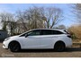 Opel Astra Sports Tourer 1.2 Business Elegance, Design Tech, Elegance Plus-pakket, Premium-pakket, PDC voor en achter, Camera achter, Clima, Navi, Bluetooth, Adaptive cruise control, Line assist.