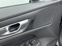 Volvo V60 T6 Plug-in hybrid 350PK AWD Plus Dark | Blis | Keyless Entry | 19'' | Getint Glas | Stoel + Stuur verwarming |