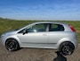 Fiat Punto Grande 1.4i Dynamic Airco El. Ramen spiegels lm velgen 196dkm NAP Mistlampen Stoelen in hoogte verstelbaar