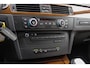 BMW 3-Serie 335i E90 Sedan Facelift High Executive | 306 pk | Automaat | Navi | Leer | 18 inch | Xenon | Sportstuur | Sporstoelen | Climate-control | PDC | Rolgordijn