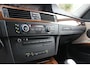 BMW 3-Serie 335i E90 Sedan Facelift High Executive | 306 pk | Automaat | Navi | Leer | 18 inch | Xenon | Sportstuur | Sporstoelen | Climate-control | PDC | Rolgordijn | ➡️