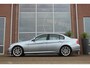 BMW 3-Serie 335i E90 Sedan Facelift High Executive | 306 pk | Automaat | Navi | Leer | 18 inch | Xenon | Sportstuur | Sporstoelen | Climate-control | PDC | Rolgordijn | ➡️