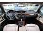 BMW 3-Serie 335i E90 Sedan Facelift High Executive | 306 pk | Automaat | Navi | Leer | 18 inch | Xenon | Sportstuur | Sporstoelen | Climate-control | PDC | Rolgordijn | ➡️