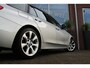 BMW 3-Serie Touring 328i F31 High Executive Modern-Line | 245 pk | Automaat | 2e eigenaar | Head-up | Xenon | Sportstoelen | Navi | PDC | ➡️ BMW 3-serie Touring 328i F31 High Executive Modern-Line | 245 pk | Automaat | 2e eigenaar | Head-up | Xenon | Sportstoelen | Navi | PDC |
