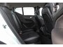Volvo XC40 1.5 T3 Momentum Pro | 1e eigenaar | NL auto | Inc btw | Cruise control | Climate control | LED | Navigatie | Bluetooth | 18 inch | Trekhaak | Half leer | 163 pk