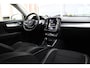 Volvo XC40 1.5 T3 Momentum Pro | 1e eigenaar | NL auto | Inc btw | LED | Navi | 18 inch | Trekhaak | Half leer | 163 pk | ➡️
