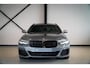 BMW 5-Serie Touring 520d M-Sport | Panorama | Driving Ass. Prof. | Head-Up | Stoel/Stuurverw. | Camera | Hifi |