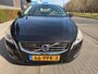 Volvo V60 2.0 T5 Summum | AUTOMAAT|LEER | NAVIGATIE | 17 INCH| NWE.APK|