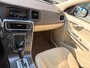 Volvo V60 2.0 T5 Summum | AUTOMAAT|LEER | NAVIGATIE | 17 INCH| NWE.APK|