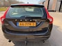 Volvo V60 2.0 T5 Summum | AUTOMAAT|LEER | NAVIGATIE | 17 INCH| NWE.APK|