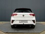 Volkswagen T-Roc 1.5 TSI 150Pk R-Line Business | Black Style | Keyless | IQ Light | 19'' | Trekhaak afnb. | Camera | Side Assist | Prijs Rijklaar!!