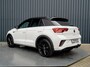 Volkswagen T-Roc 1.5 TSI 150Pk R-Line Business | Black Style | Keyless | IQ Light | 19'' | Trekhaak afnb. | Camera | Side Assist | Prijs Rijklaar!!