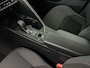 Toyota C-HR 1.8 Hybrid 140 Dynamic | Navigatie | Camera | Parkeersensoren | Dodehoek Ass. | Climate Control | Cruise Control Adaptief | LM velgen | edv