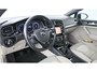 Volkswagen Golf 1.0 TSI 110pk Highline / Panoramadak / Navigatie / Xenon