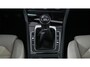 Volkswagen Golf 1.0 TSI 110pk Highline / Panoramadak / Navigatie / Xenon