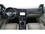 Volkswagen Golf 1.0 TSI 110pk Highline / Panoramadak / Navigatie / Xenon
