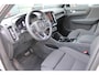 Volvo XC40 Extened Range Core 82 kWh | Trekhaak | Warmtepomp | Stoeverwarming