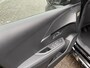 Peugeot 208 1.2 PureTech 100 Allure Dode hoek sensor/2x Camera/Stoelverwarming.