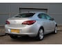 Opel Astra 1.4 Turbo 140pk Edition | Navigatie | NL auto | Airconditioning | Cruise control | Armsteun  Parkeersensoren |  17 inch LMV