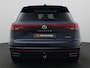 Volkswagen Touareg 3.0 TSi eHybrid 4MOTION Elegance 381PK DSG luchtvering, elektrisch verstelbare stoelen, matrix led, trekhaak, 360gr. camera, nachtzicht, adaptive cruise, head-up, keyless, side assist, servosluiting portieren, luchtvering, 21" lichtmetaal