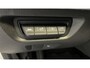 Renault Zoe R135 Iconic 52 kWh APPLE CARPLAY ANDROID AUTO / CLIMATE CONTROLE / CRUISE CONTROLE / NAVIGATIE / PARKEERSENSOREN+CAMERA.