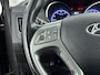 Hyundai ix35 2.0i 4WD i-Catcher Aut. | Panoramadak | Leer | Trekhaak | Trekgewicht 1600kg | Stoelverwarming | Cruise control | 18" Lm-wielen |