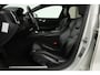 Volvo V60 2.0 T6 Recharge AWD Inscription | Trekhaak | Stoel & stuurverwarming | Leder | Camera | Adaptive cruise | Carplay | Memory