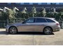 Mercedes-Benz E-klasse E 300e Estate Automaat AMG Line | Nightpakket | Winterpakket | MBUX Superscreen | Distronic | Airmatic | Panoramadak | Head-Up | Burmester 4D Audio | Sfeerverlichting