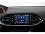 Peugeot 308 SW BWJ 2020 / 1.2 PT 131PK GT-line | / Pano Dak / Clima / Camera a. / Navi / Privacy glass / Carplay / PDC v+a / Leder/Stof /